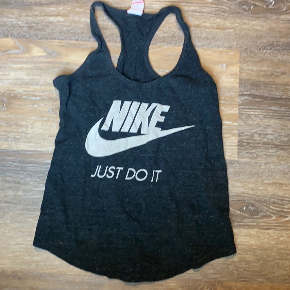 Small grey Nike tank top